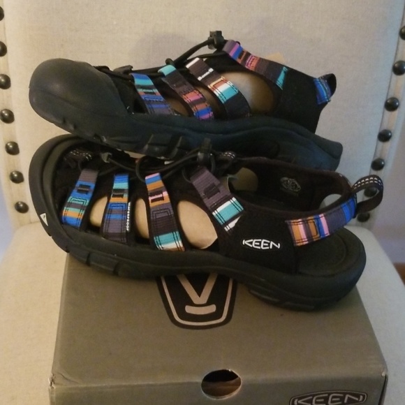 keen shoes website
